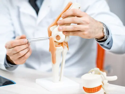 Ortopedico del ginocchio: terapie per dolore articolare
