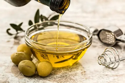 L’importanza dell’olio d’oliva nella dieta di tutti i giorni