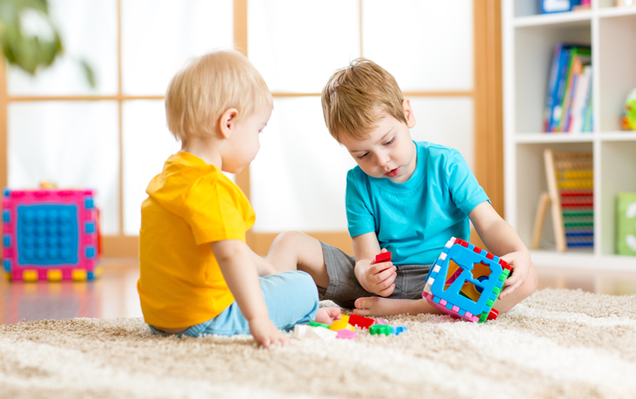 Bambini al sicuro in casa? Le norme basilari